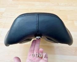 Harley Sportster Smooth Solo Riders Seat Single Bobber Saddle 83-03 XL 52129-92C