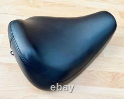 Harley Sportster Smooth Solo Riders Seat Single Bobber Saddle 83-03 XL 52129-92C