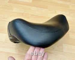 Harley Sportster Smooth Solo Riders Seat Single Bobber Saddle 83-03 XL 52129-92C