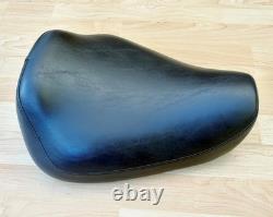 Harley Sportster Smooth Solo Riders Seat Single Bobber Saddle 83-03 XL 52129-92C