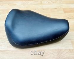 Harley Sportster Smooth Solo Riders Seat Single Bobber Saddle 83-03 XL 52129-92C