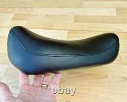 Harley Sportster Smooth Solo Riders Seat Single Bobber Saddle 83-03 XL 52129-92C