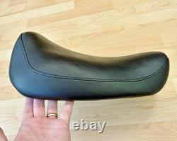 Harley Sportster Smooth Solo Riders Seat Single Bobber Saddle 83-03 XL 52129-92C