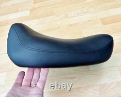 Harley Sportster Smooth Solo Riders Seat Single Bobber Saddle 83-03 XL 52129-92C