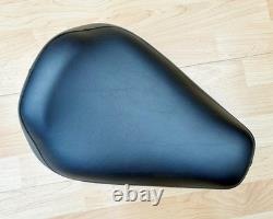 Harley Sportster Smooth Solo Riders Seat Single Bobber Saddle 83-03 XL 52129-92C