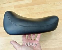Harley Sportster Smooth Solo Riders Seat Single Bobber Saddle 83-03 XL 52129-92C