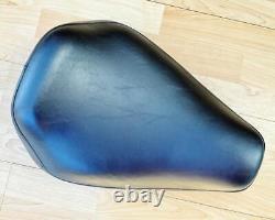 Harley Sportster Smooth Solo Riders Seat Single Bobber Saddle 83-03 XL 52129-92C