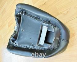 Harley Sportster Smooth Solo Riders Seat Single Bobber Saddle 83-03 XL 52129-92C