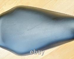 Harley Sportster Smooth Solo Riders Seat Single Bobber Saddle 83-03 XL 52129-92C