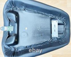 Harley Sportster Smooth Solo Riders Seat Single Bobber Saddle 83-03 XL 52129-92C