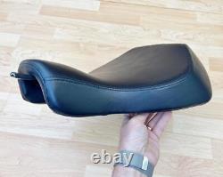 Harley Sportster SuperLow Custom Solo Rider Seat Single Saddle 2010+ XL 51550-11