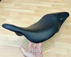 Harley Touring Badlander Dual Seat Saddle Street Road Glide 2008+ FL 52067-08A