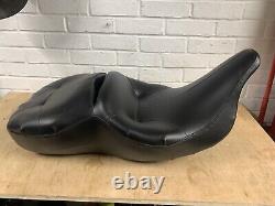 Harley Touring Dual Seat Saddle Ultra Classic Electra Glide 2008+