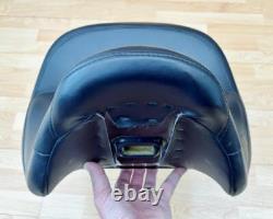 Harley Touring Dual Seat Saddle Ultra Classic Electra Glide 2008+ FLH 52000033