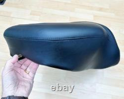 Harley Touring Dual Seat Saddle Ultra Classic Electra Glide 2008+ FLH 52000033