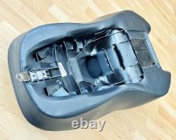 Harley Touring Dual Seat Saddle Ultra Classic Electra Glide 2008+ FLH 52000033