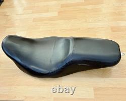 Harley Touring Leather Badlander Dual Seat Double Twin Saddle 2008+ FL 52000257
