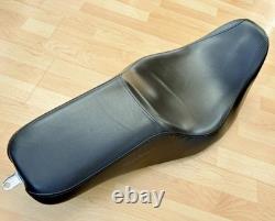 Harley Touring Leather Badlander Dual Seat Double Twin Saddle 2008+ FL 52000257