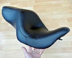 Harley Touring Reach Dual Seat Road King Glide 2-Up Saddle 97-07 FLH 52609-05