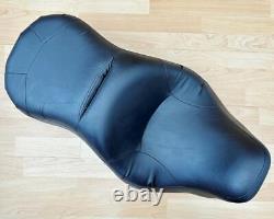 Harley Touring Reach Dual Seat Road King Glide 2-Up Saddle 97-07 FLH 52609-05