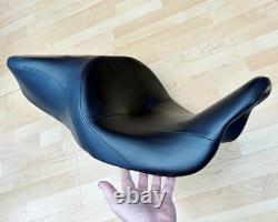 Harley Touring Reach Two-Up Dual Seat Double Twin Saddle Ultra 2014+ 52000173