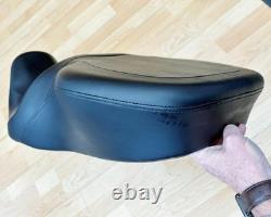 Harley Touring Reach Two-Up Dual Seat Double Twin Saddle Ultra 2014+ 52000173