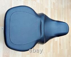 Harley Touring Reach Two-Up Dual Seat Double Twin Saddle Ultra 2014+ 52000173