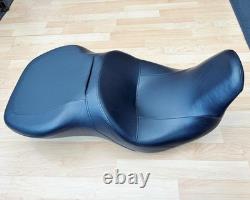 Harley Touring Reach Two-Up Dual Seat Double Twin Saddle Ultra 2014+ 52000173