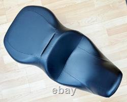 Harley Touring Reach Two-Up Dual Seat Double Twin Saddle Ultra 2014+ 52000173
