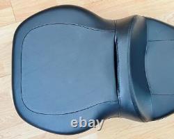Harley Touring Reach Two-Up Dual Seat Double Twin Saddle Ultra 2014+ 52000173