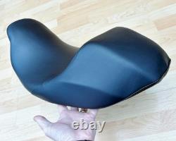 Harley Touring Road Glide Solo Riders Seat Single Saddle 22+ FLTRX ST 52000634