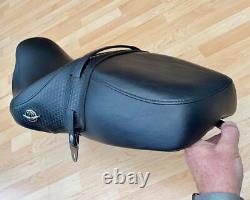 Harley Touring Road King Classic Dual Seat Two-Up Saddle 2008+ FLHRC 52329-11