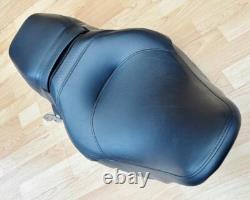 Harley Touring Road King Classic Dual Seat Two-Up Saddle 2009-13 FLHRC 52329-09