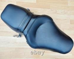 Harley Touring Road King Classic Dual Seat Two-Up Saddle 2009-13 FLHRC 52329-09