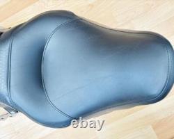 Harley Touring Road King Classic Dual Seat Two-Up Saddle 2009-13 FLHRC 52329-09