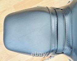 Harley Touring Road King Classic Dual Seat Two-Up Saddle 2009-13 FLHRC 52329-09