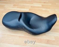 Harley Touring Road King Dual Seat OEM Studded 2-Up Saddle 2014+ FLHR 52000038