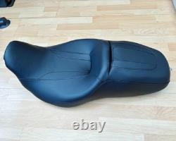 Harley Touring Street Glide Dual Seat Double Saddle Road 2008+ FLH FLT 52000142