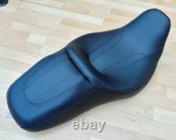 Harley Touring Street Glide Dual Seat Double Saddle Road 2008+ FLH FLT 52000142