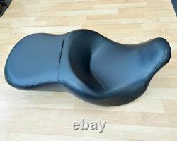 Harley Touring Sundowner Smooth Dual Seat Road Street Glide Saddle 08+ 52093-08A