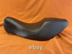 Harley-davidson Genuine 04-up Sportster XL Brawler Leather Solo Rider Seat