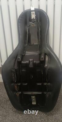 Harley davidson dyna wide glide seat FXDWG 2001