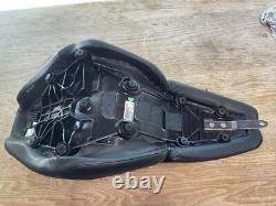 Harley davidson softail Duel Seat P52000270 2019 On