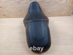 (K) Harley-Davidson FLHX Street Glide 2009-2013 Seat Complete OEM (52000142)