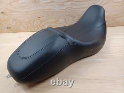 (K) Harley-Davidson FLHX Street Glide 2009-2013 Seat Complete OEM (52000142)