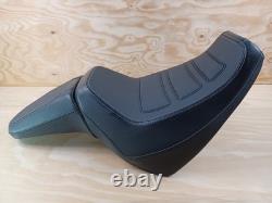 (K) Harley-Davidson FXFBS Softail Fat Bob 114 2018-2021 Seat Complete 52000322