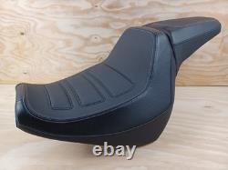 (K) Harley-Davidson FXFBS Softail Fat Bob 114 2018-2021 Seat Complete 52000322