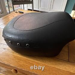 Mustang Passenger Seat off a Harley Davidson Road King 2004