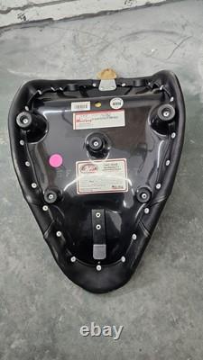 Mustang Seat For Harley-Davidson