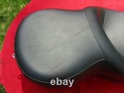 Oem'04 &'05 Harley Davidson Dyna Sundowner Seat 51540-04 Excellent Cond